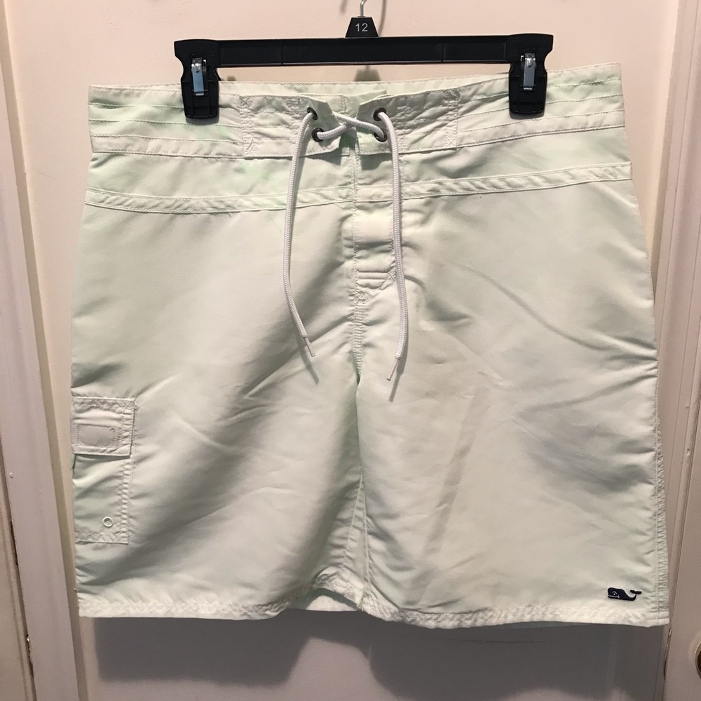 Vineyard Vines Board Shorts- Size 32